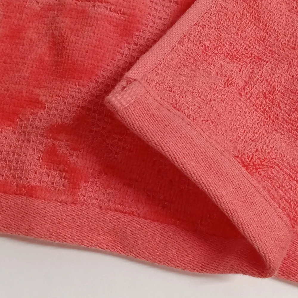 NEW Kassafina Hand Towels Set Of 4 Coastal Coral